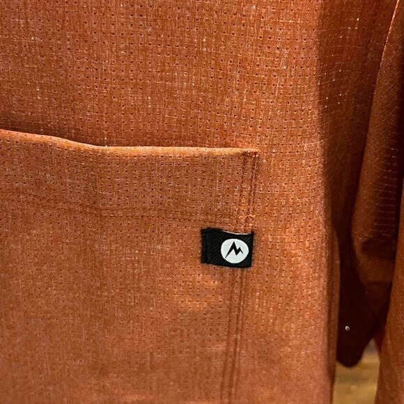 NWT Marmot  Men's Rust  Adjustable Sleeves, Button Down Medium Shirt #221 - Picture 3 of 5
